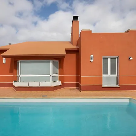 Vila La Rioja *